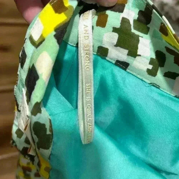 KATE SPADE skirt size 4.  Excellent condition! - Picture 8 of 10